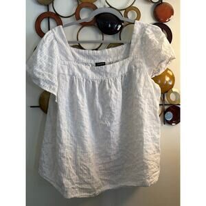 Torrid 0 (large) white short sleeve shirt